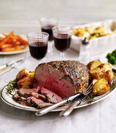 Roast leg of lamb with rosemary and garlic pesto