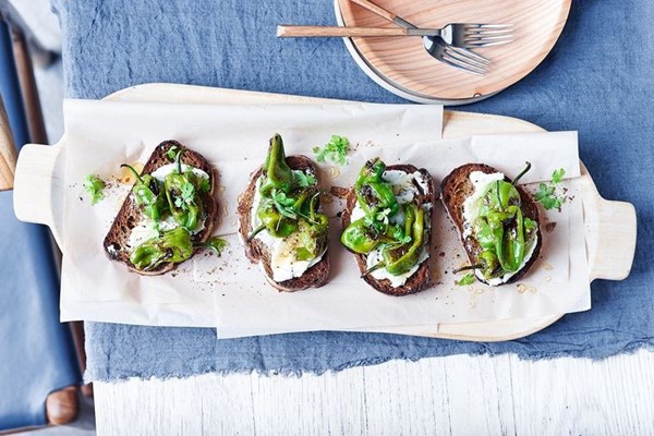 Roast Padrón peppers and sheep's curd on toast