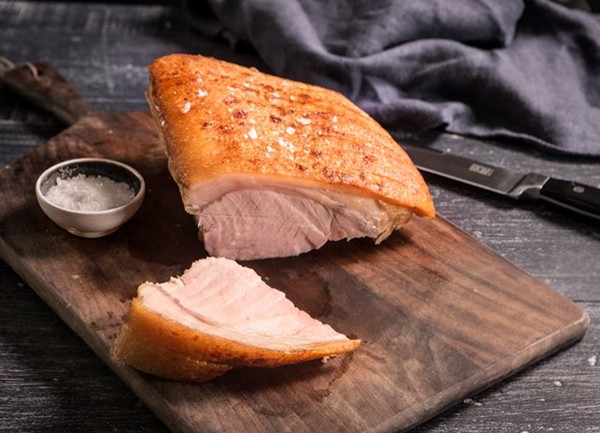 Roast pork with crackling