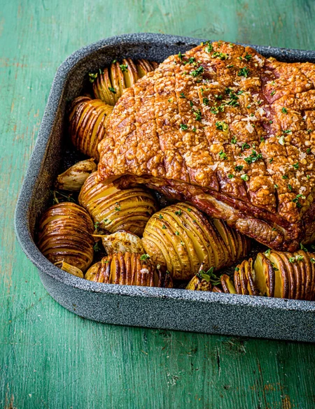 Roast pork with Hasselback potatoes