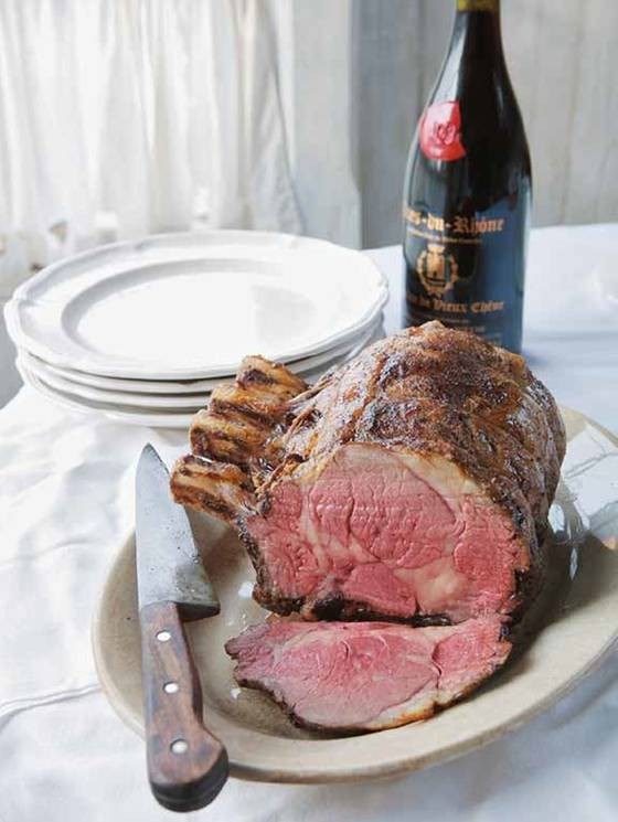 Roast prime rib of beef