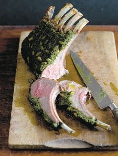 Roast racks of lamb with pistachios (Carrés d'agneau rôtis aux pistaches)
