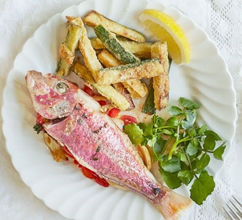 Roast red mullet with courgette fries & saffron aïoli