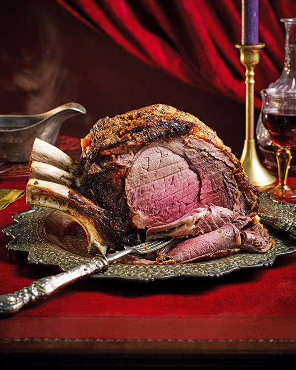 Roast rib of beef with a 'golden' crust