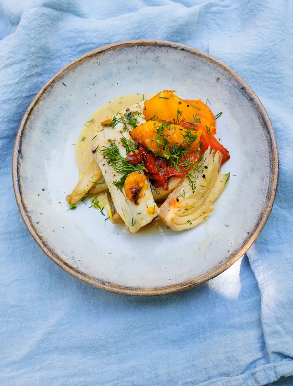 Roast sea bass, tomato and fennel