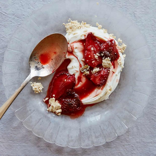 Roast strawberries with lemon and black pepper