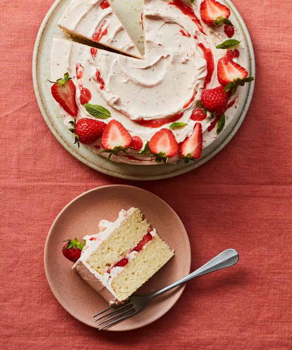 Roast strawberry, lemon and mint cake