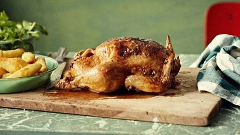 Roast tarragon chicken (Poulet rôti au estagon)