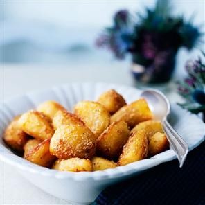 Roast tatties with oatmeal crust