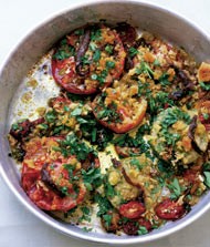 Roast tomatoes with crumbs and thyme