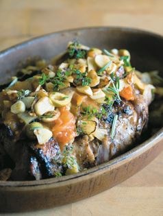 Roast veal with olives (Rôti de veau aux olives)