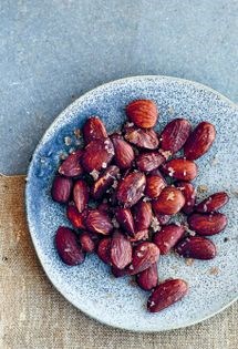 Roasted almonds with seaweed salt