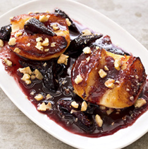 Roasted apples with dried figs and walnuts