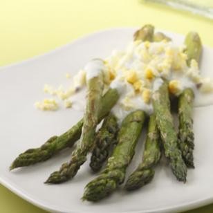 Roasted asparagus with garlic-lemon sauce