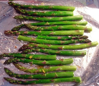 Roasted asparagus with lemon and olive oil