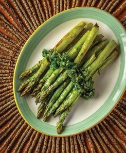 Roasted asparagus with prosciutto gremolata