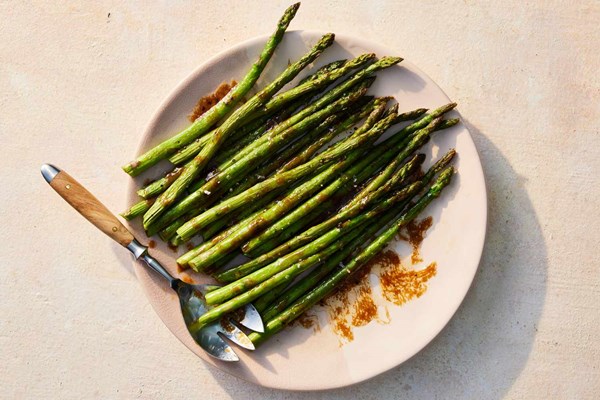 Roasted asparagus with savory butter sauce