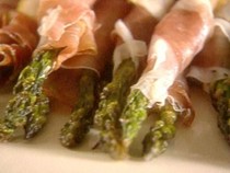 Roasted asparagus wrapped in prosciutto