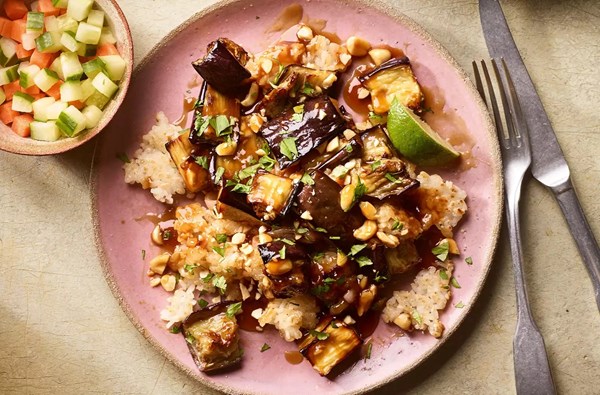 Roasted aubergine & crisp rice salad