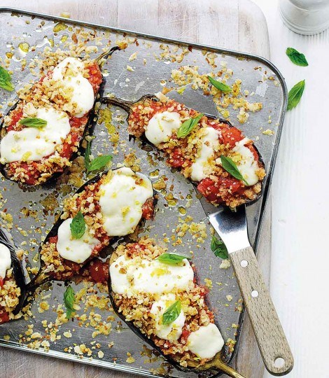 Roasted aubergines with lemon breadcrumbs