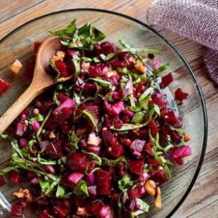 Roasted beet salad