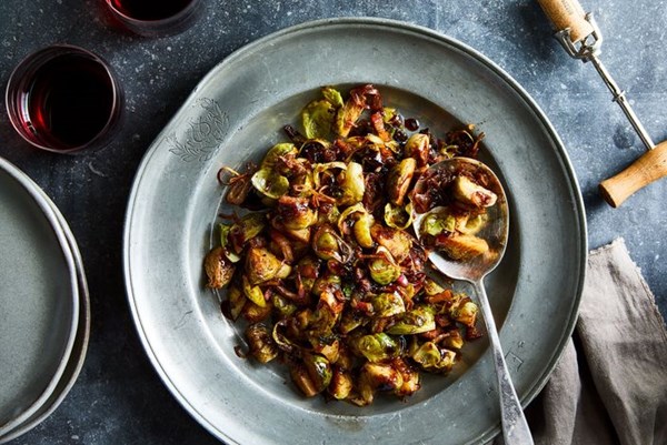 Roasted Brussels sprouts with bacon & balsamic-cranberry glaze 