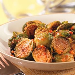 Roasted Brussels sprouts with sun-dried tomato pesto