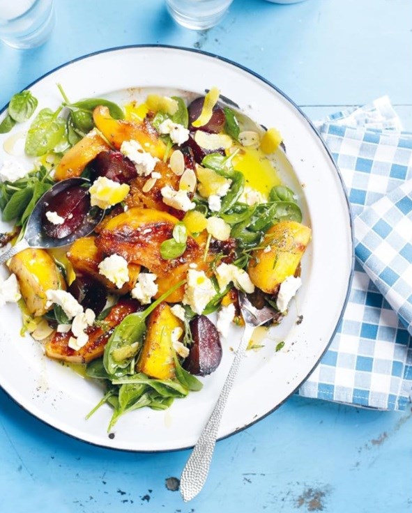 Roasted butternut squash, beetroot & goat's cheese salad 