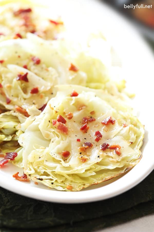 Roasted cabbage with crispy bacon