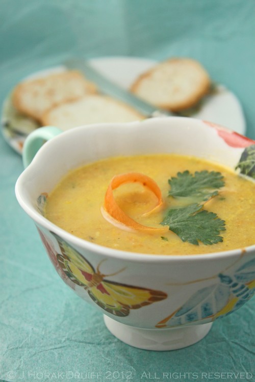 Roasted carrot and coriander soup