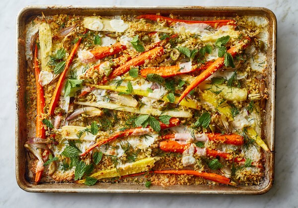 Roasted carrots with shallots, mozzarella and spicy bread crumbs