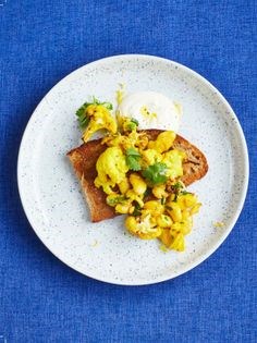 Roasted cauliflower and turmeric on rye