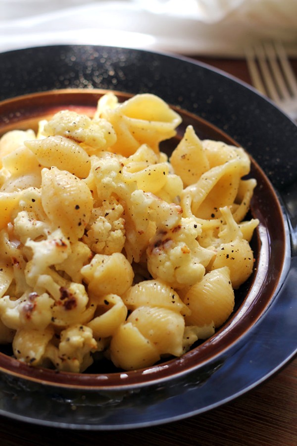 Roasted cauliflower cacio e pepe