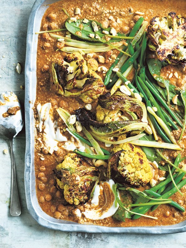 Roasted cauliflower curry with chickpeas and cashews