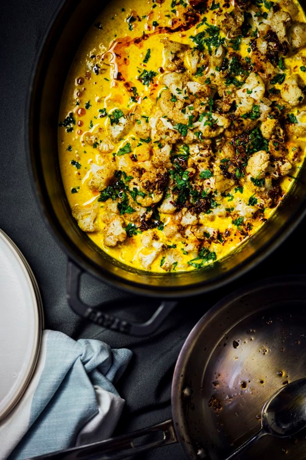 Roasted cauliflower in turmeric kefir
