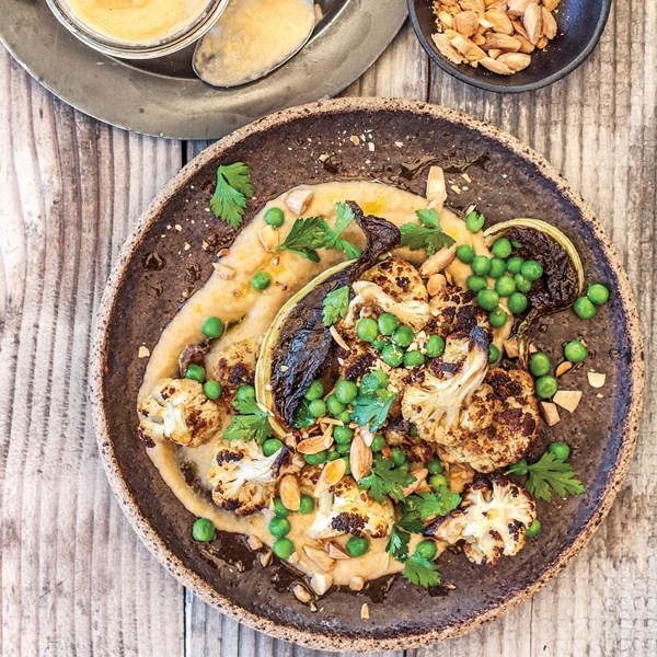 Roasted cauliflower, peas & almonds
