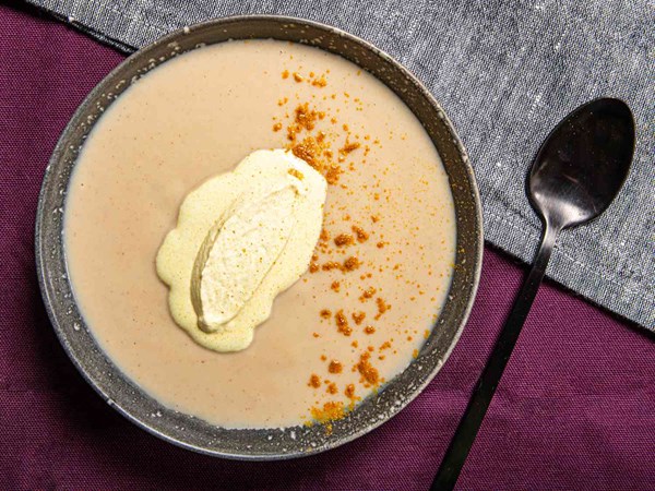 Roasted cauliflower soup