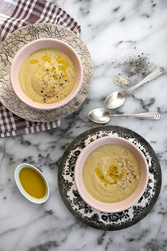Roasted cauliflower soup with cumin