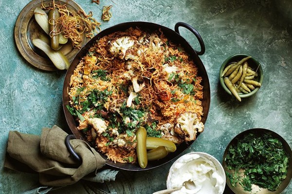 Roasted cauliflower, tomato and sumac pilaf