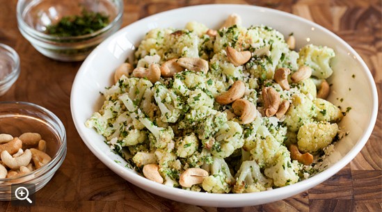 Roasted cauliflower with cilantro pesto 