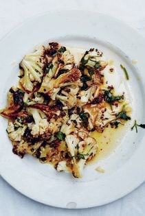 Roasted cauliflower with garlic, parsley & vinegar