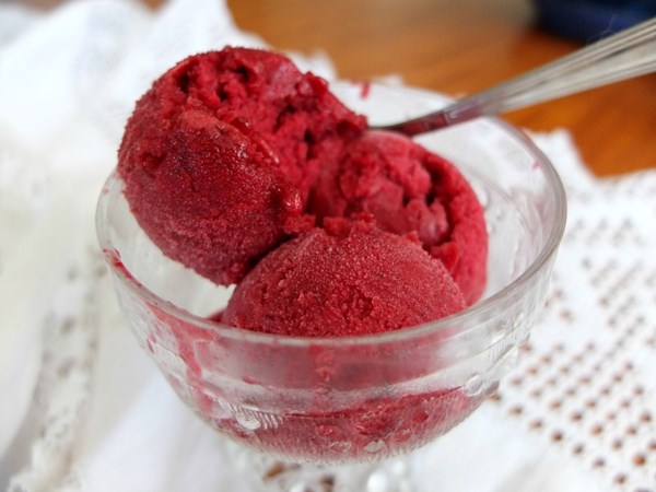 Roasted cherry and pomegranate molasses sorbet