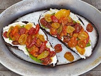 Roasted cherry tomatoes with ricotta