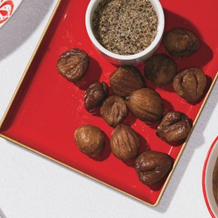 Roasted chestnuts with black pepper honey