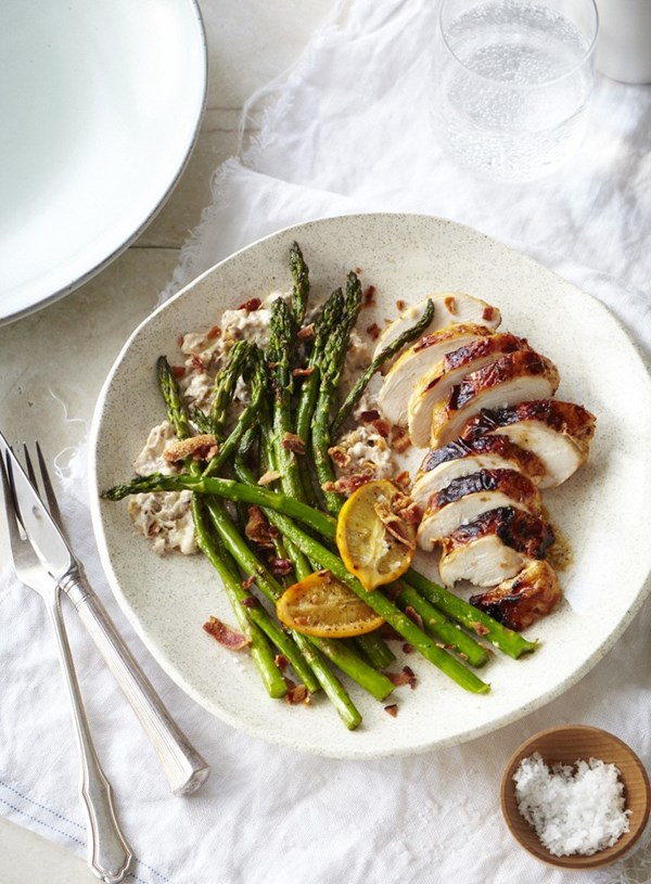 Roasted chicken breast with asparagus and anchovy walnut cream