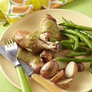 Roasted chicken drumsticks & potatoes with mojo sauce