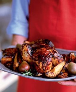 Roasted chicken grilled with hot pepper pears and honey