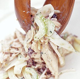 Roasted chicken salad with fennel & black olives