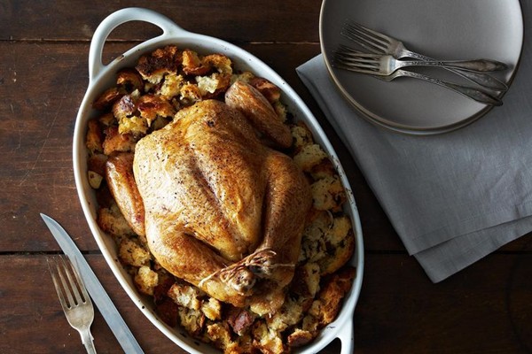 Roasted chicken with garlic and bread
