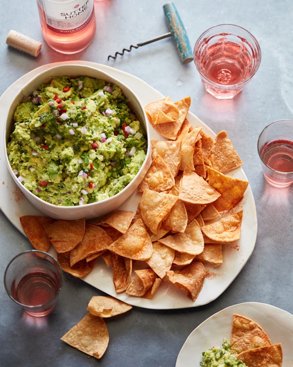Roasted chili pepper guacamole